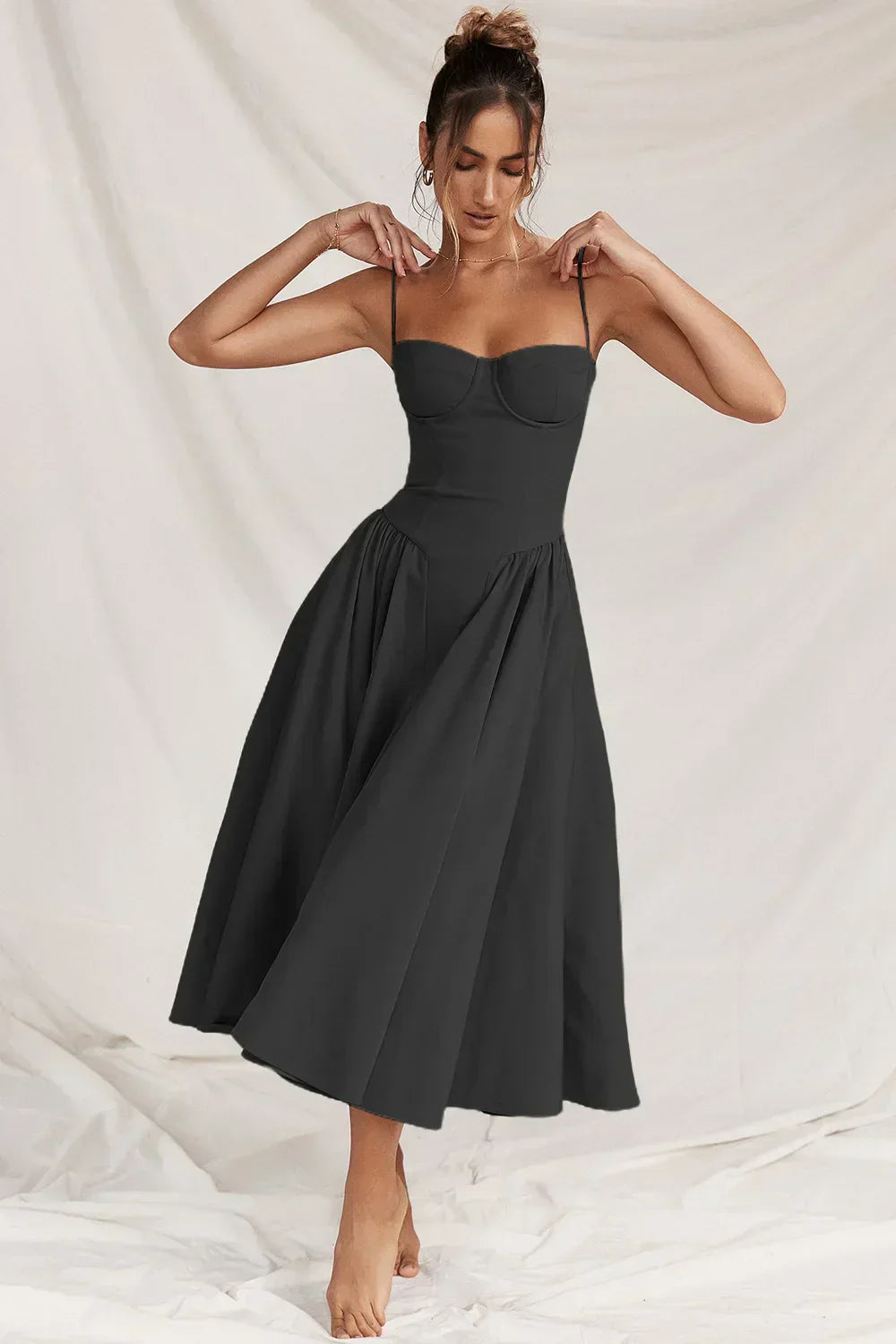 Avanie - Chic Corset Flare Dress