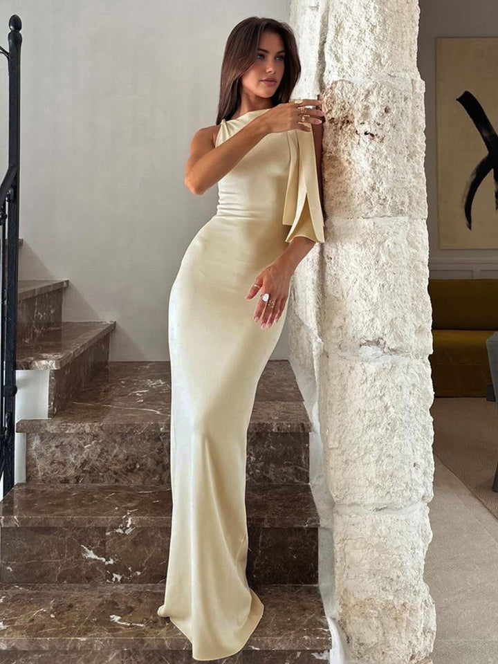 Leslie - Sleek Sculpted Dress