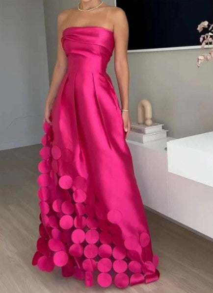Vanessa - Bold Glam Dress