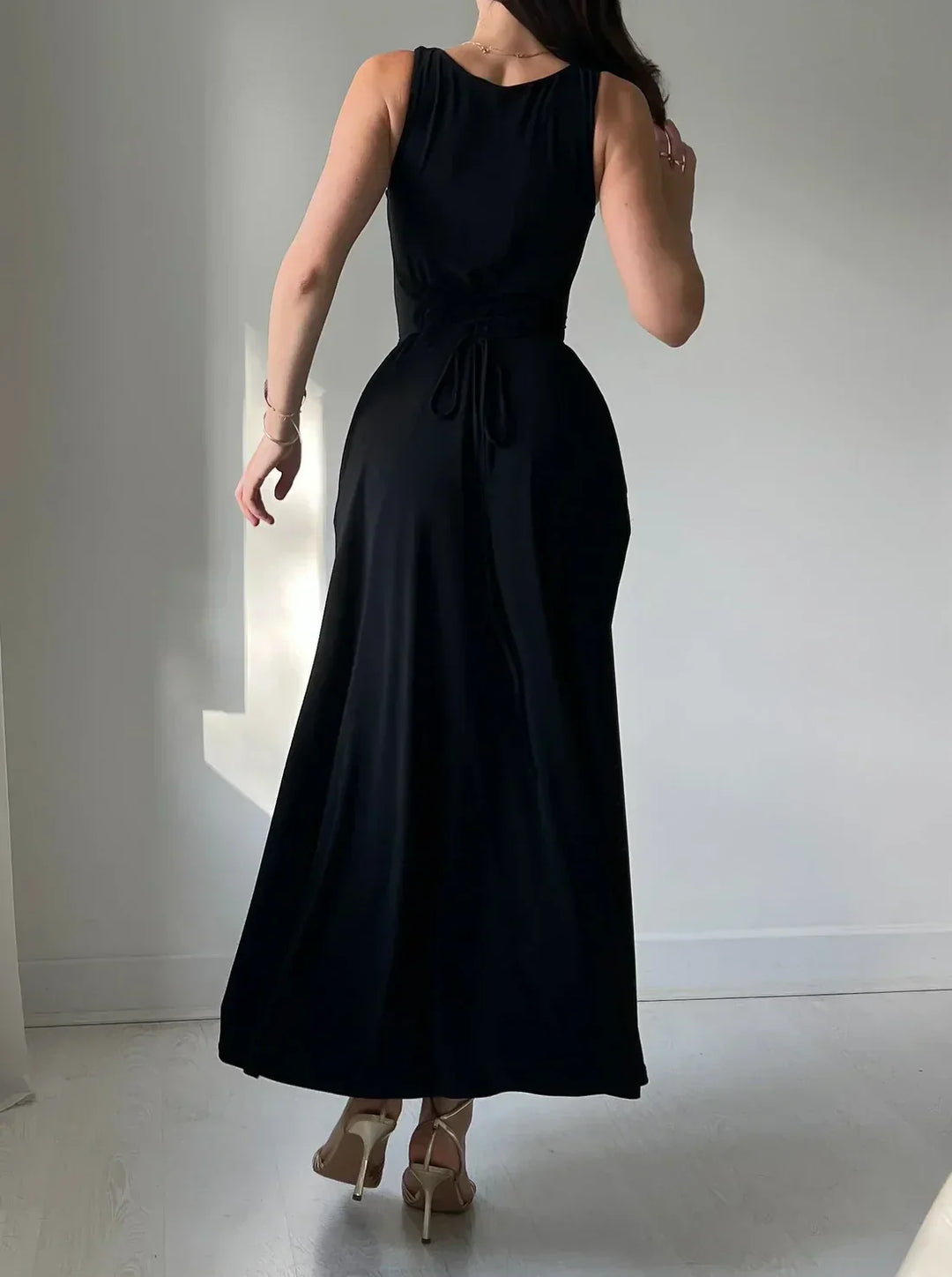 Tasha - Elegant Square Neck Dress