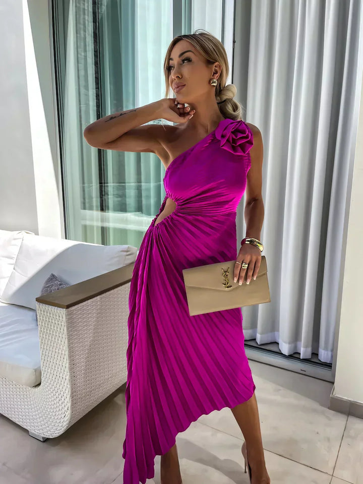 Danielle - Pleated Glamour Dress
