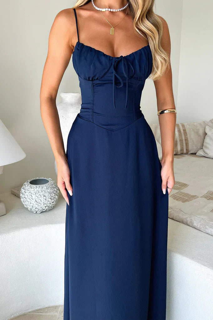 Fiona - Feminine Summer Dress